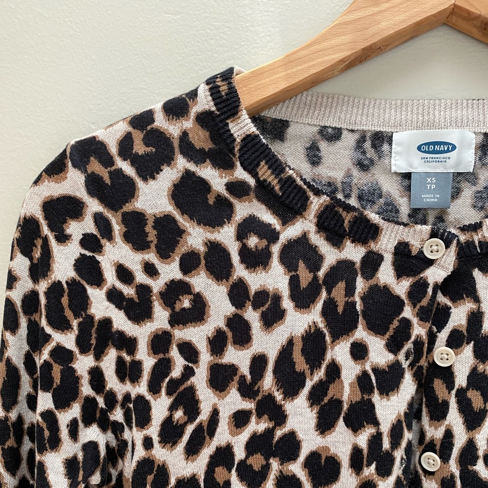 Old Navy leopard print cardigan, XS